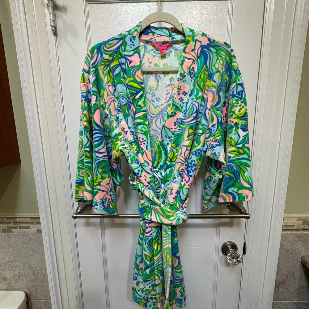 Lilly Pulitzer Velour Robe- No Size Tag EUC
